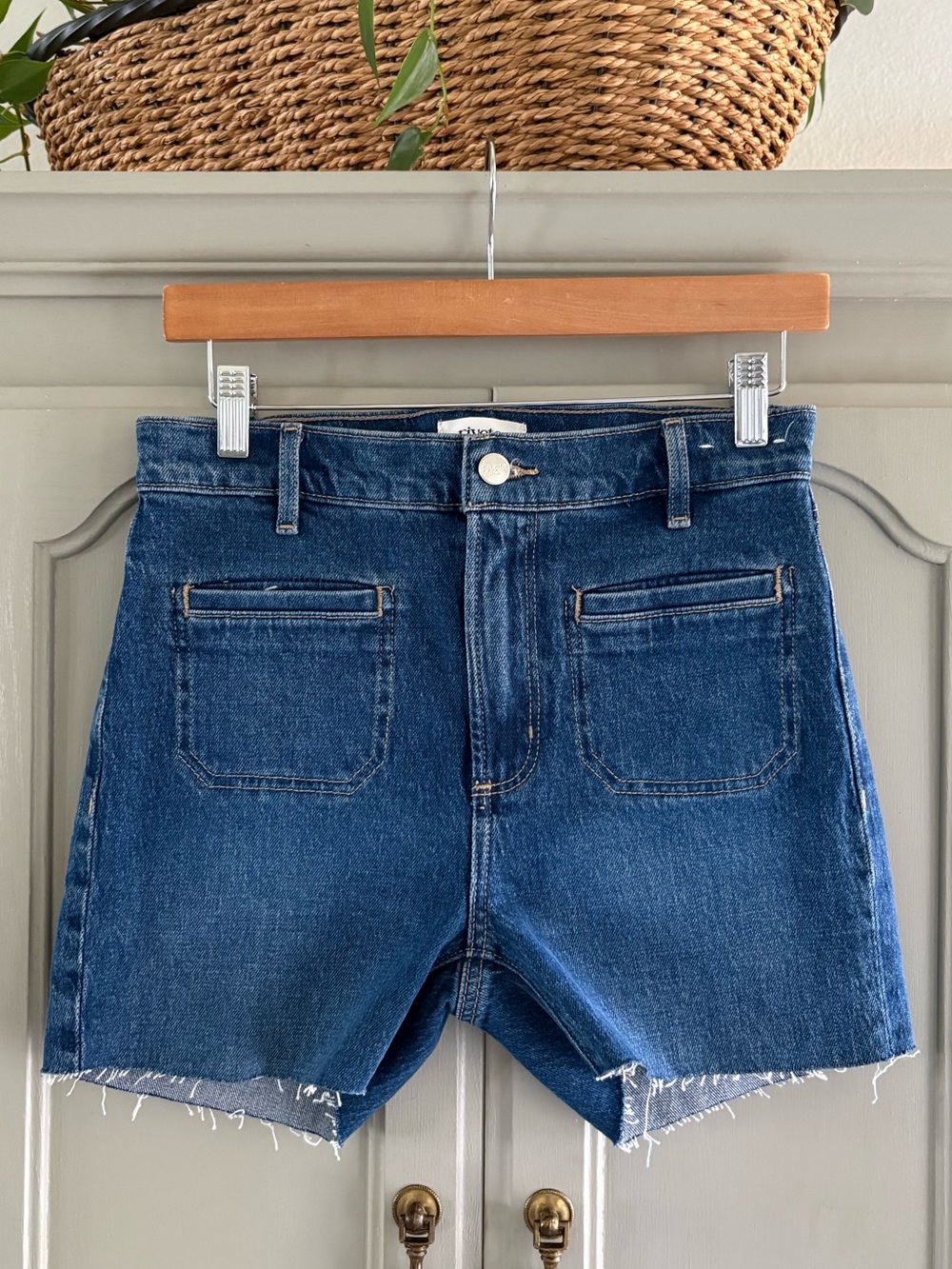 LOFT Rivete Denim Kick Crop Cutoff Shorts High Waist Medium Wash Size 26